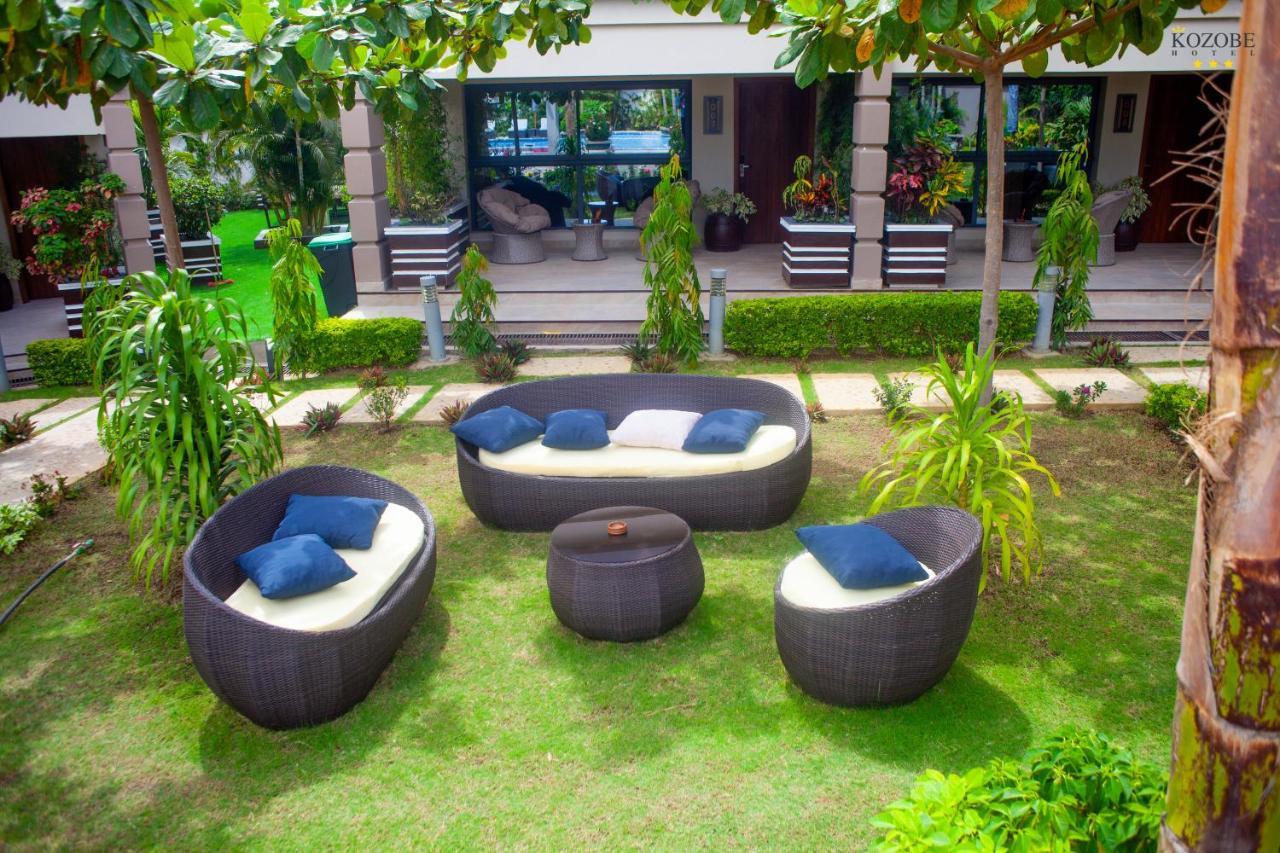 Ambilobe Kozobe Hotel מראה חיצוני תמונה